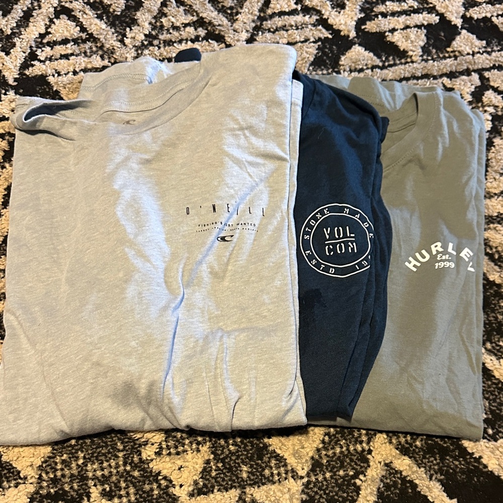 O'Neill, Volcom, and Hurley Men's Shirt bundle